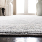 Safavieh Isabella 4'-0" x 6'-0" Rug in Grey / Cream