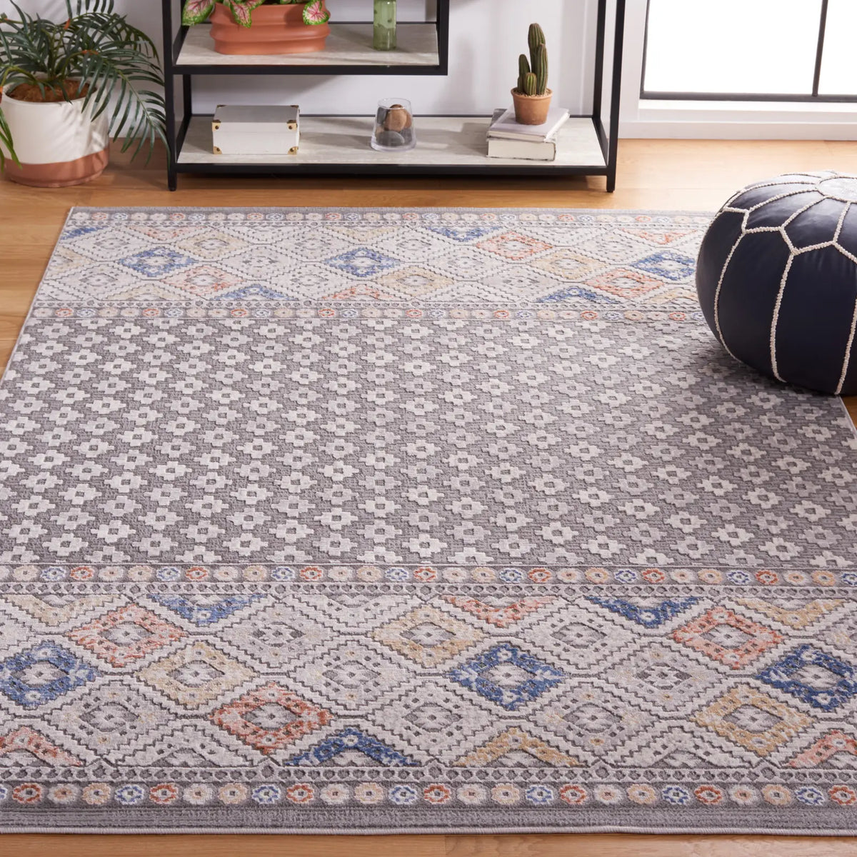 Safavieh Eternal 4'-0" x 6'-0" Rug in Grey / Blue Rust