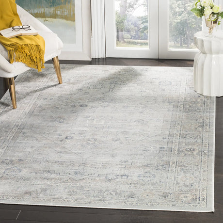 Safavieh Vintage 5'-3" x 7'-6" Rug in Light Blue