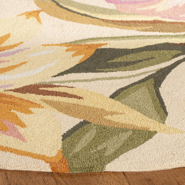 Safavieh Chelsea 5'-6" x 5'-6" Rug in Ivory