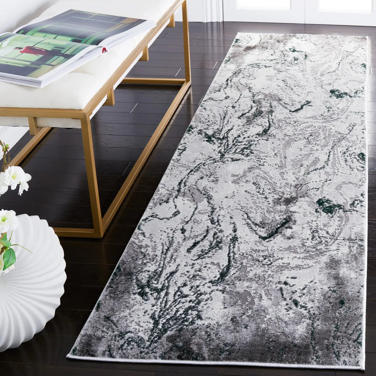 Safavieh Craft 2'-3" x 8'-0" Rug in Grey / Green