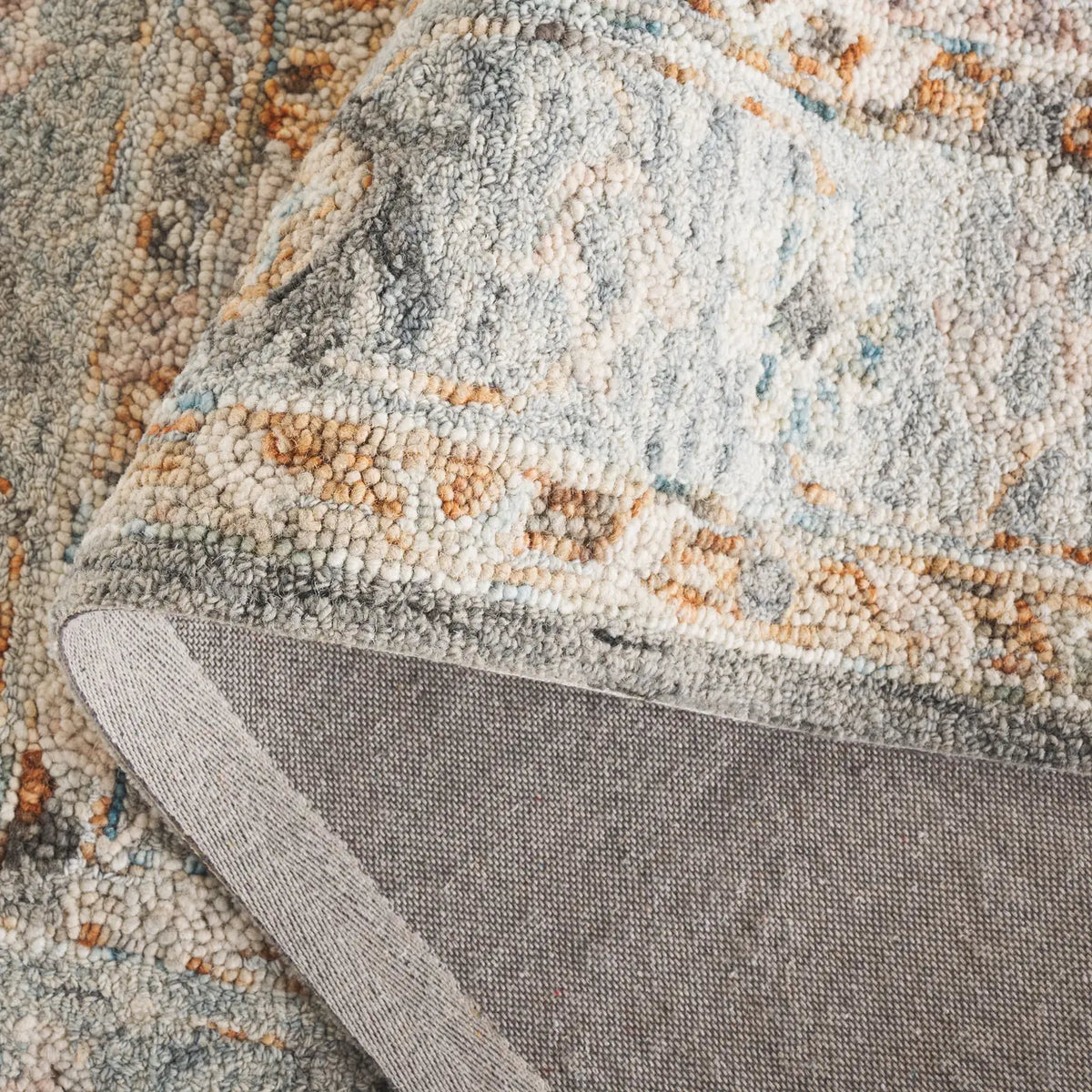 Safavieh Anatolia 4'-0" x 6'-0" Rug in Grey / Rust