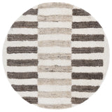 Safavieh Vermont 6'-0" x 6'-0" Rug in Ivory / Grey