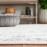 Safavieh Layla 4'-5" x 6'-5" Rug in Ivory Grey / Charcoal