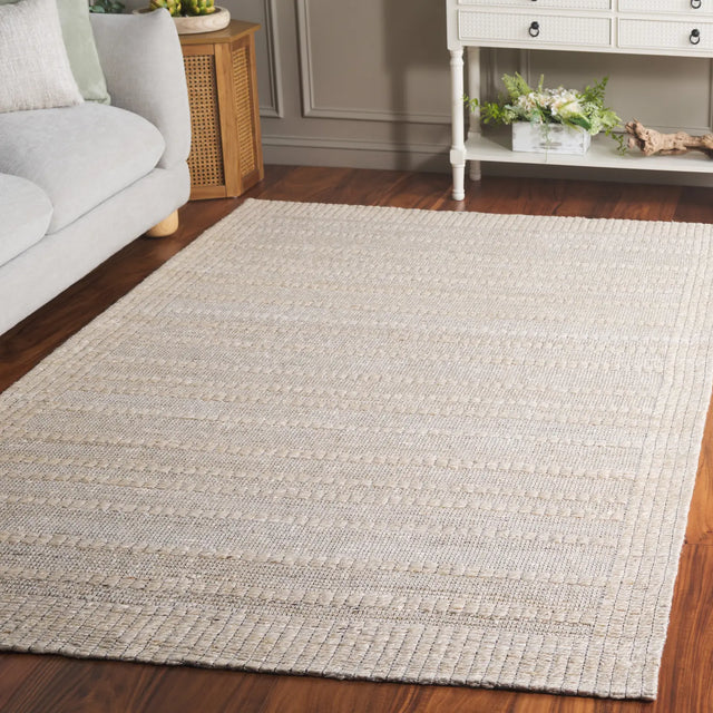 Safavieh Natural Fiber 4'-0" x 6'-0" Rug in Ivory