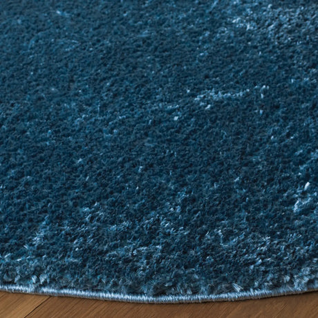 Safavieh Penelope Shag 6'-7" x 6'-7" Rug in Navy