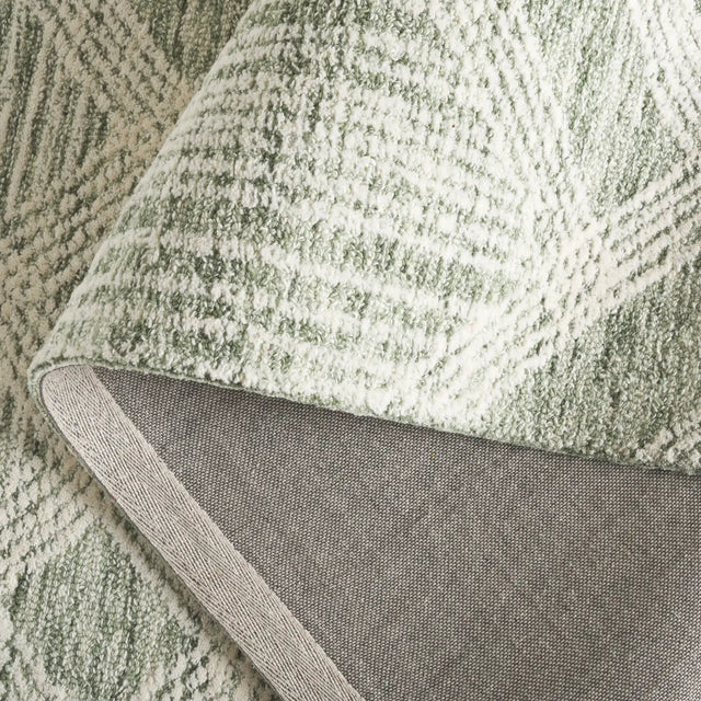Safavieh Pine 4'-0" x 6'-0" Rug in Sage / Ivory