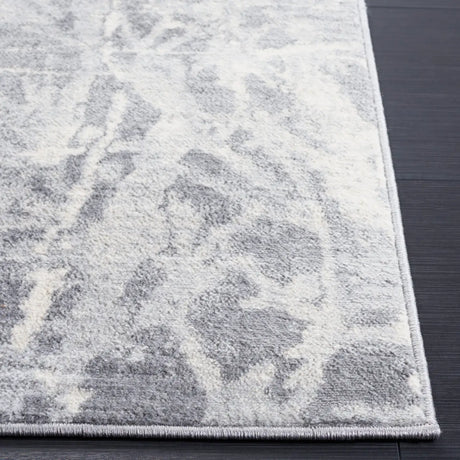 Safavieh Jasper 100 4'-0" x 6'-0" Rug in Grey / Ivory