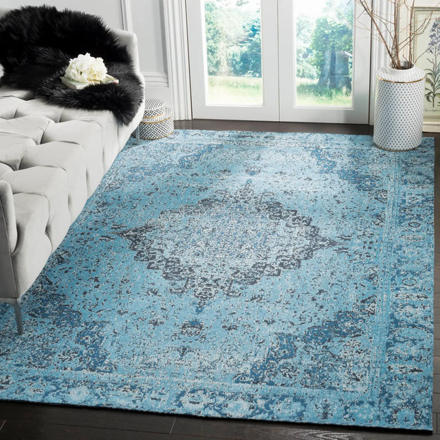 Safavieh Classic Vintage 5'-0" x 8'-0" Rug in Blue