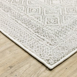 Oriental Weavers Montecito 094W8 White/ Grey Rug - corner detail