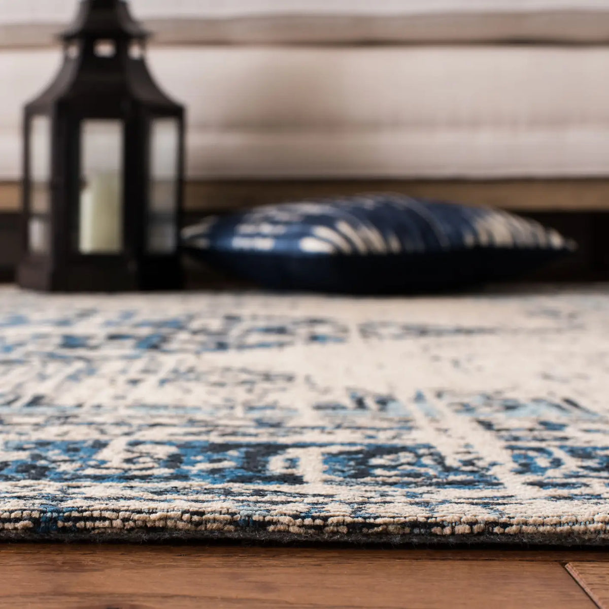 Safavieh Classic Vintage 5'-0" x 8'-0" Rug in Blue