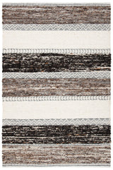 Safavieh Natura 4'-0" x 6'-0" Rug in Brown / Ivory