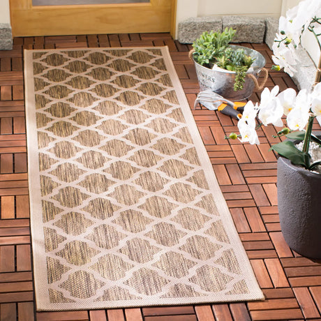 Safavieh Courtyard 2'-3" x 6'-7" Rug in Brown / Bone