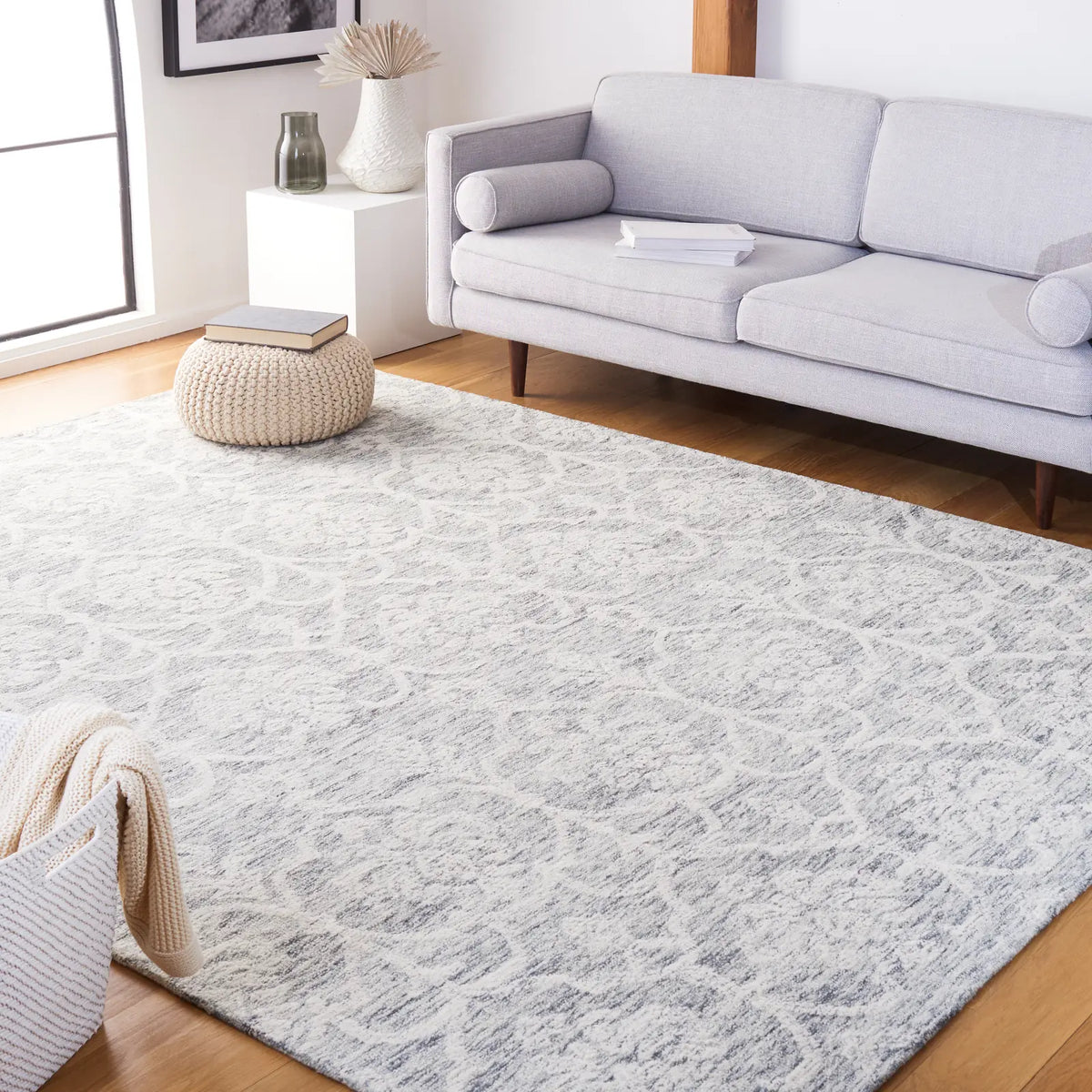 Safavieh Metro 10'-0" x 14'-0" Rug in Dark Grey / Ivory