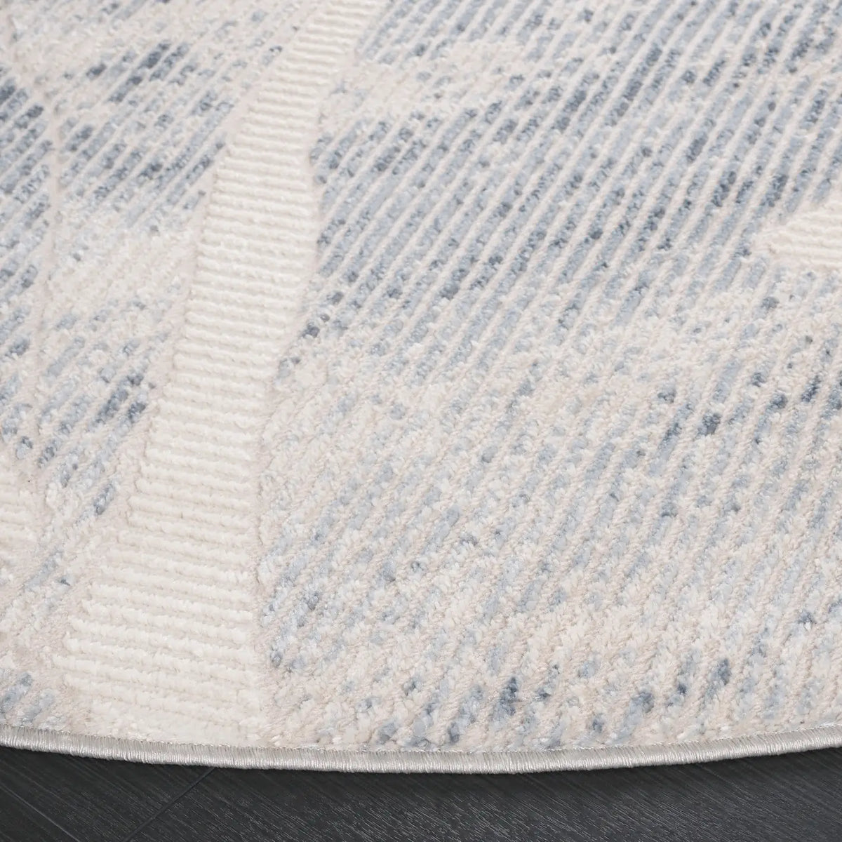 Safavieh Prestige 6'-7" x 6'-7" Rug in Ivory / Blue