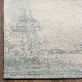 Safavieh Classic Vintage 5'-0" x 8'-0" Rug in Grey