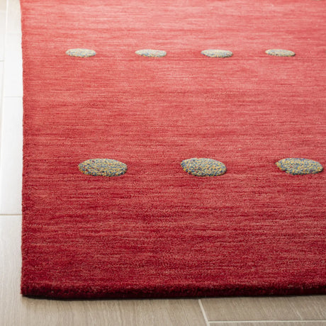 Safavieh Himalaya 5'-0" x 8'-0" Rug in Red