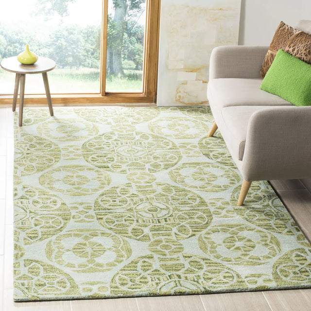 Safavieh Wyndham 5'-0" x 8'-0" Rug in Turquoise / Green