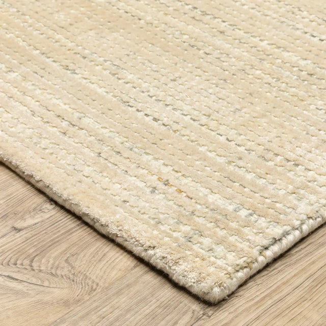 Oriental Weavers Sphinx Circa CIR03 Ivory Rugs - corner detail