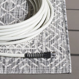 Safavieh Courtyard 4'-0" x 5'-7" Rug in Light Grey / Dark Grey