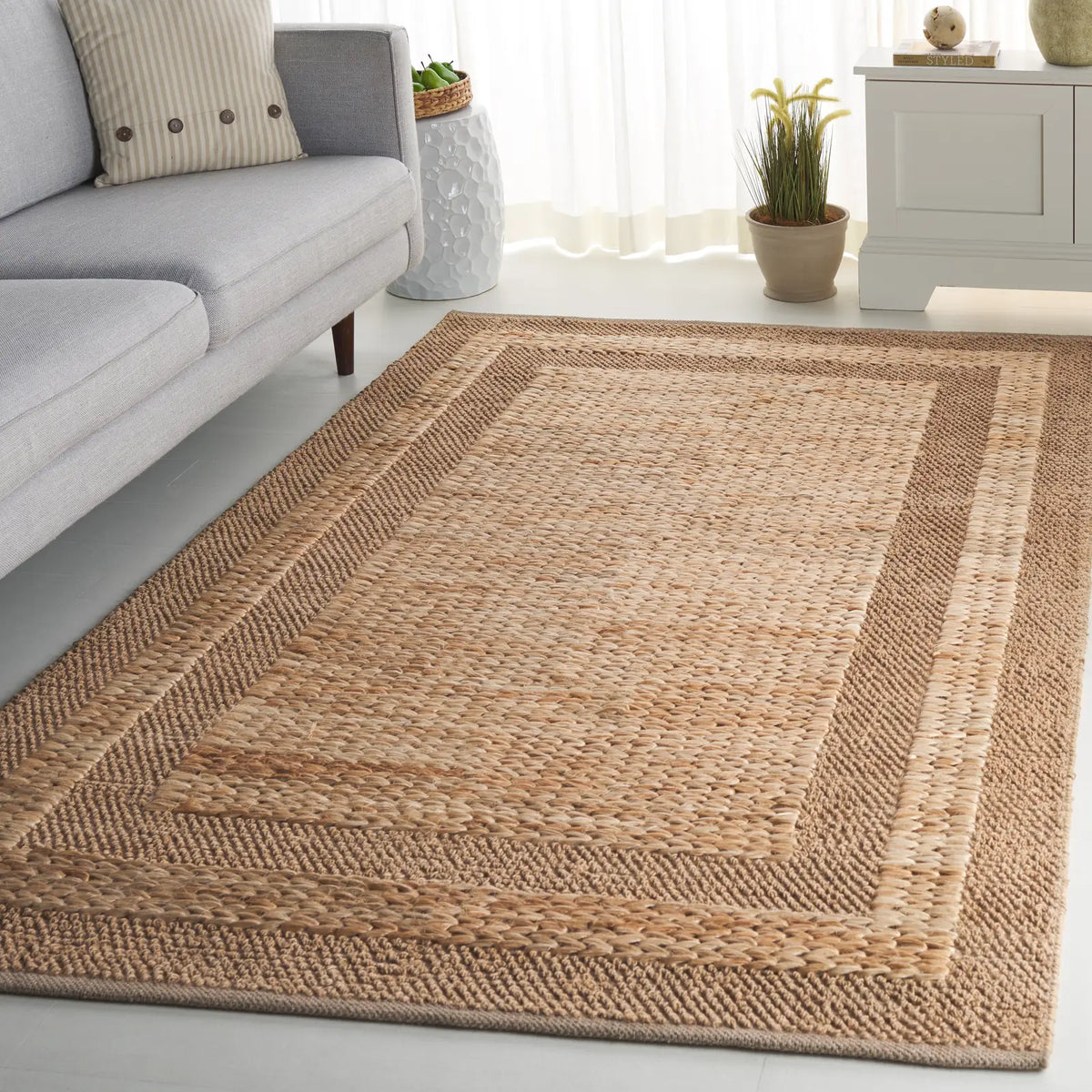 Safavieh Natural Fiber 4'-0" x 6'-0" Rug in Natural