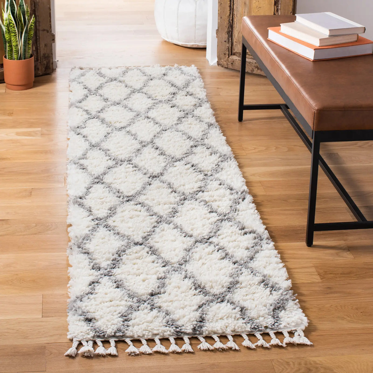 Safavieh Moroccan Tassel Shag 2'-2" x 8'-0" Rug in Ivory / Light Grey
