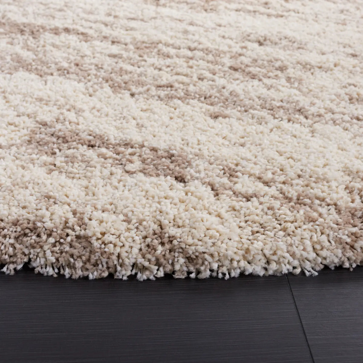 Safavieh Hudson Shag 10'-0" x 10'-0" Rug in Ivory / Beige