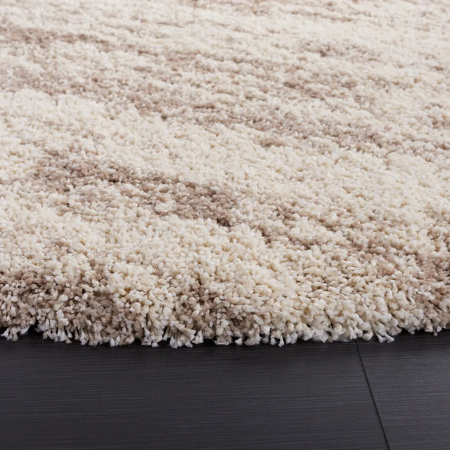 Safavieh Hudson Shag 10'-0" x 10'-0" Rug in Ivory / Beige