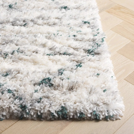 Safavieh Fontana Shag  800 4'-0" x 6'-0" Rug in Green / Ivory