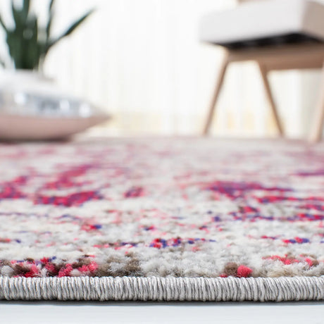 Safavieh Madison 4'-0" x 6'-0" Rug in Beige / Wine