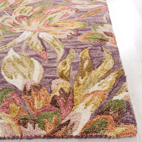 Safavieh Blossom 4'-0" x 6'-0" Rug in Purple / Sage