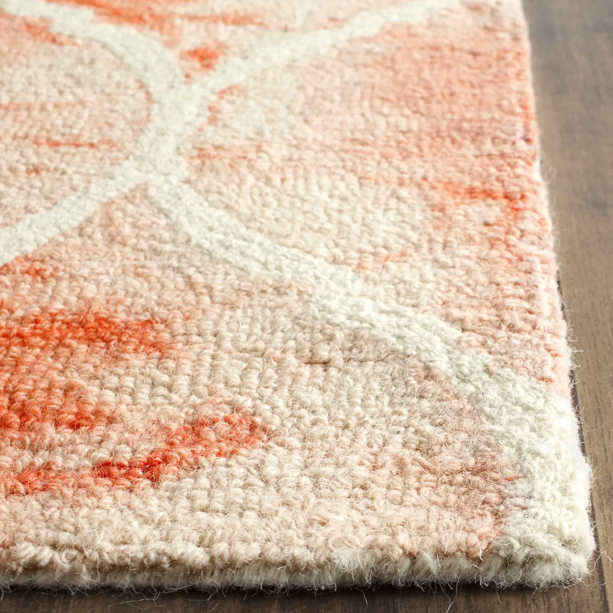 Safavieh Dip Dye 2'-3" x 6'-0" Rug in Orange / Ivory
