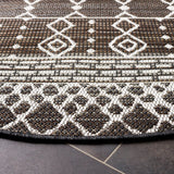 Safavieh Havana 6'-7" x 6'-7" Rug in Brown / Ivory
