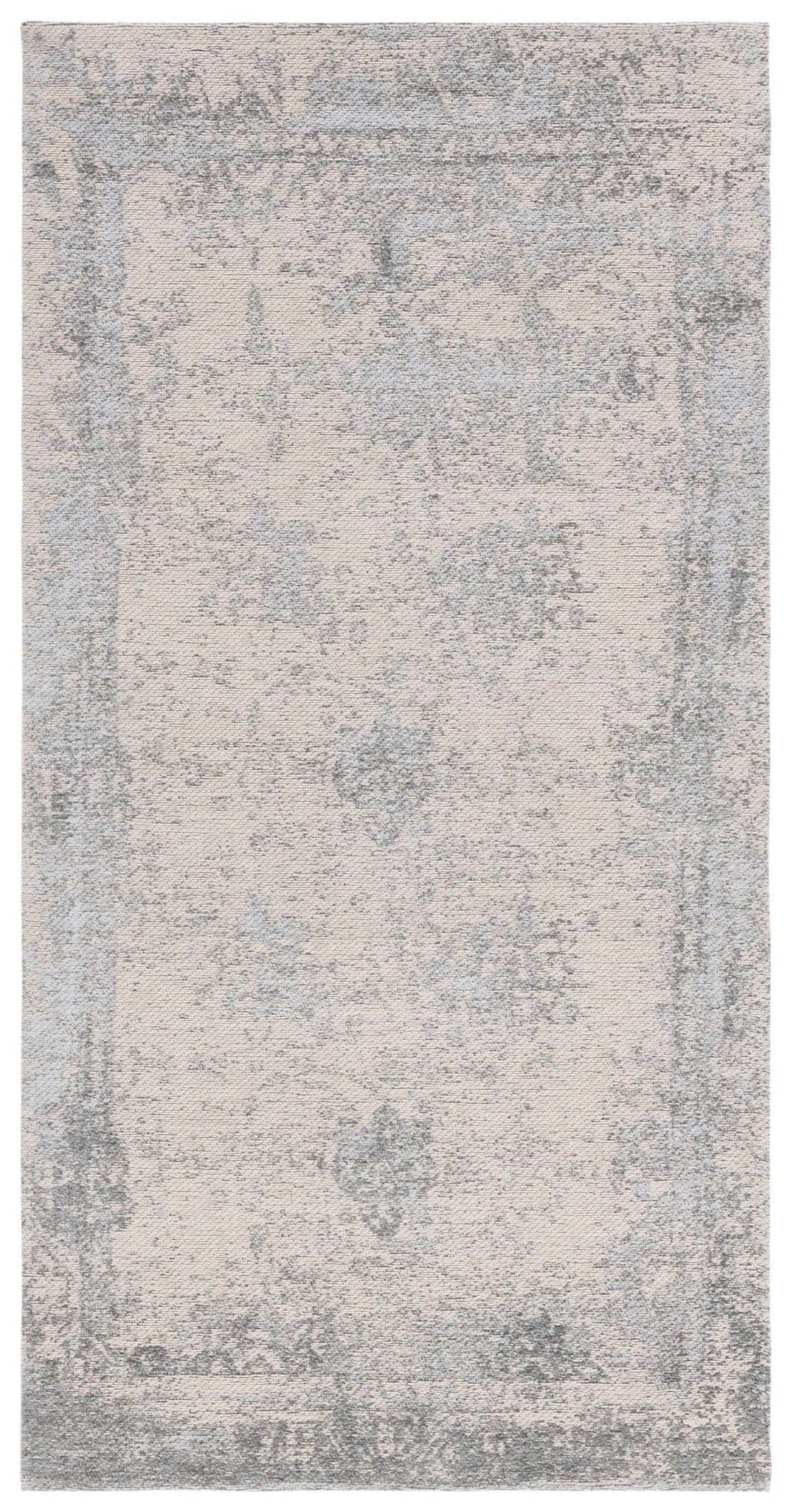 Safavieh Classic Vintage 2'-4" x 4'-8" Rug in Grey