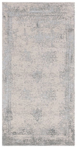 Safavieh Classic Vintage 2'-4" x 4'-8" Rug in Grey