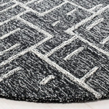 Safavieh Cambridge 6'-0" x 6'-0" Rug in Black / Ivory