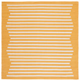 Safavieh Montauk 6'-0" x 6'-0" Rug in Gold / Ivory