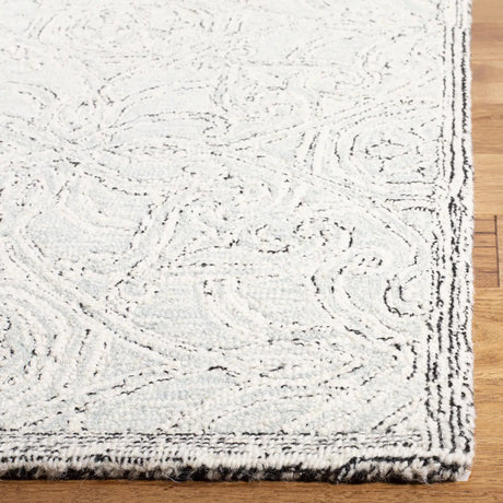 Safavieh Micro-Loop 5'-0" x 8'-0" Rug in Grey / Ivory