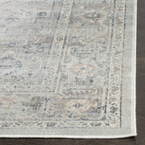 Safavieh Vintage 5'-3" x 7'-6" Rug in Light Blue