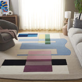 Safavieh Fifth Avenue 6'-0" x 9'-0" Rug in Beige / Blue