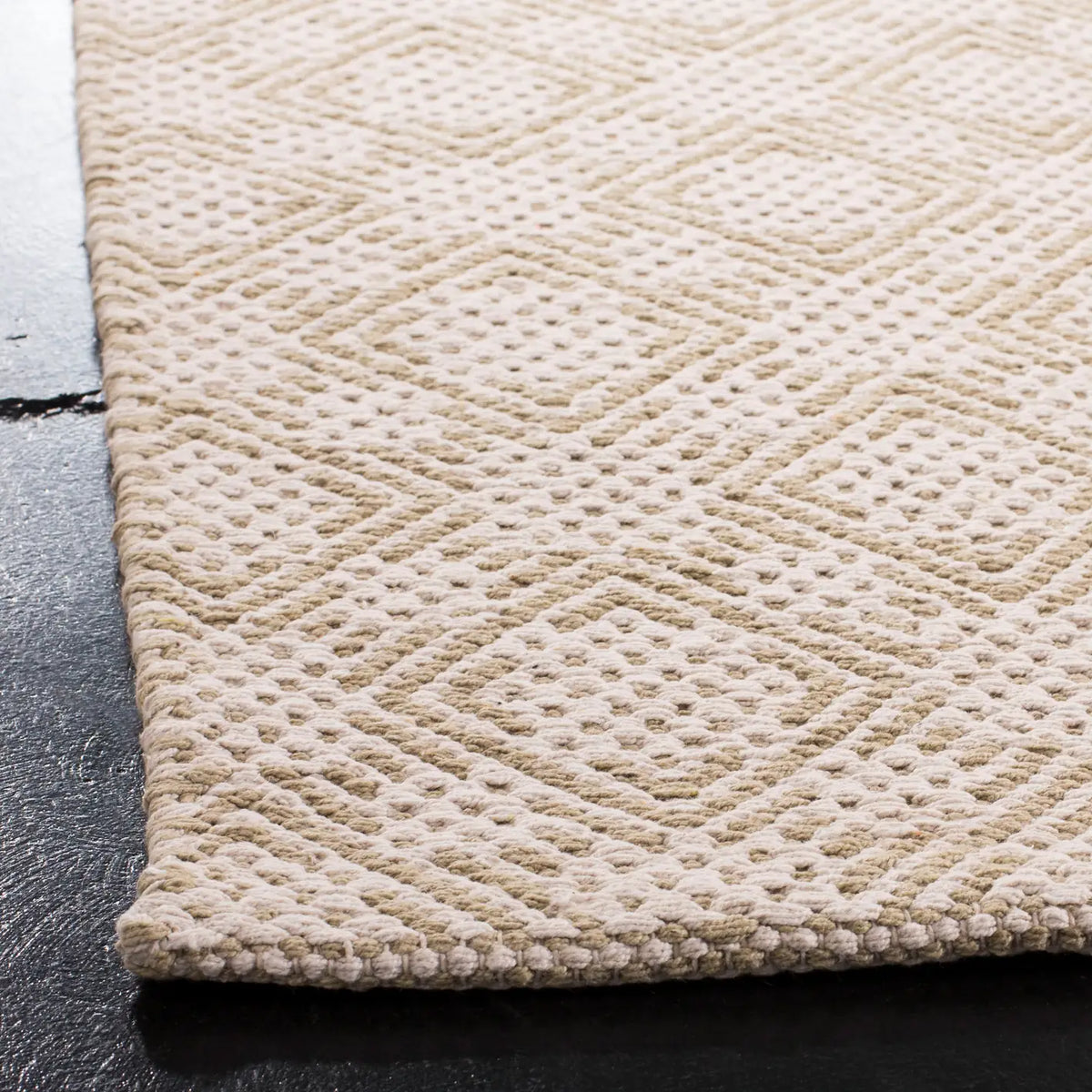 Safavieh Klc-Cotton Kilim 5'-0" x 8'-0" Rug in Beige / Ivory