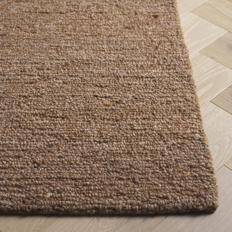 Safavieh Himalaya 4'-0" x 6'-0" Rug in Light Brown