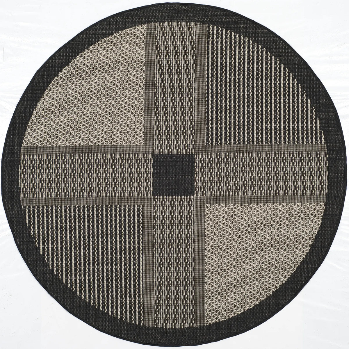 Safavieh Courtyard 5'-3" x 5'-3" Rug in Black / Sand