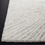Safavieh Abstract 4'-0" x 6'-0" Rug in Grey / Ivory