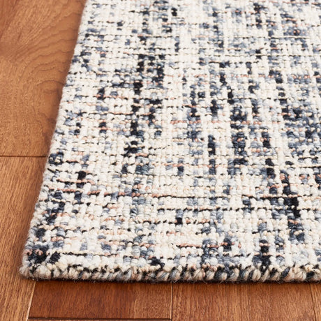 Safavieh Abstract 4'-0" x 6'-0" Rug in Black / Beige