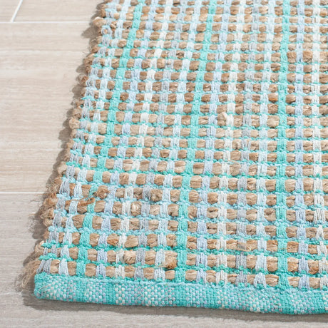 Safavieh Cape Cod 4'-0" x 6'-0" Rug in Green