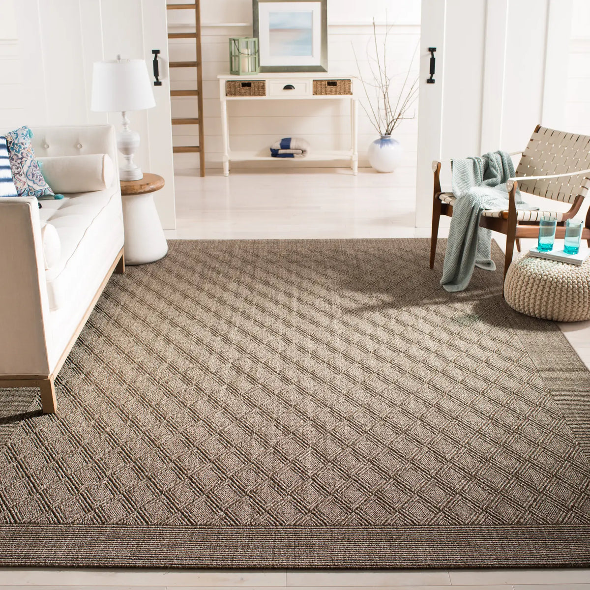 Safavieh Palm Beach 9'-6" x 13'-0" Rug in Silver