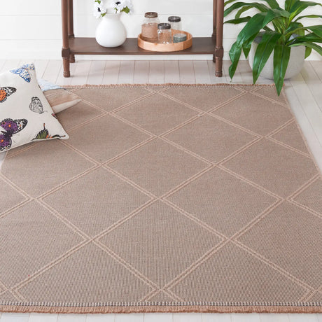 Safavieh Aspect 4'-0" x 6'-0" Rug in Natural