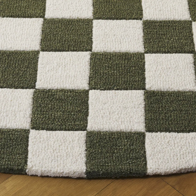 Safavieh Ebony 6'-0" x 6'-0" Rug in Green / Ivory