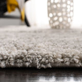 Safavieh Arizona Shag 4'-0" x 6'-0" Rug in Grey / Ivory